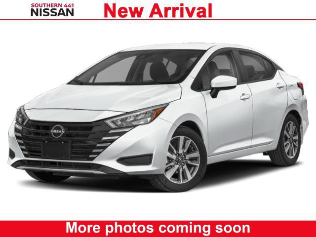 Certified 2025 Nissan Versa SV w/ Trunk Package FWD image 1