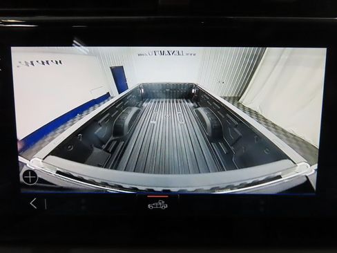 Used 2024 GMC Sierra 2500 AT4X image 25