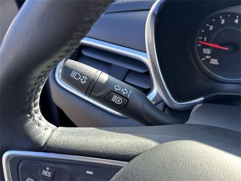 Used 2022 Chevrolet Equinox LT image 19