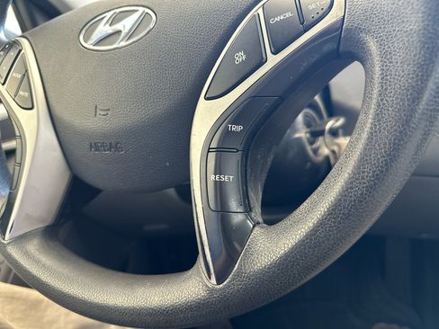 Used 2012 Hyundai Elantra GLS w/ Preferred Pkg 3 image 41