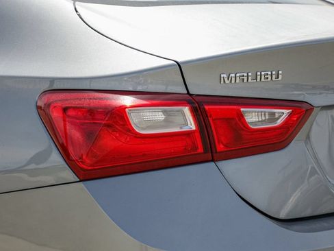 Used 2024 Chevrolet Malibu LT FWD image 7