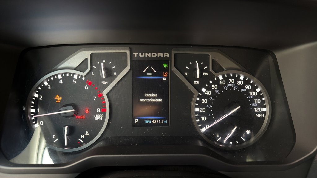 Used 2023 Toyota Tundra SR5 w/ SR5 Convenience Package AWD/4WD image 29