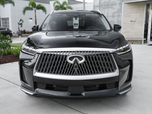 Certified 2026 INFINITI QX60 Luxe w/ Cargo Package FWD image 5