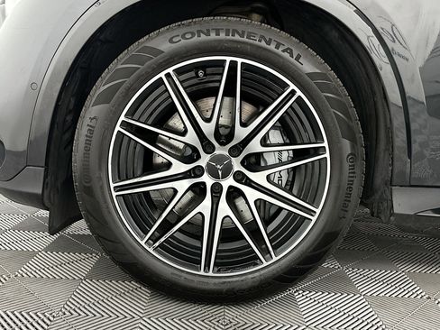 Used 2024 Mercedes-Benz GLC 43 AMG 4MATIC image 36