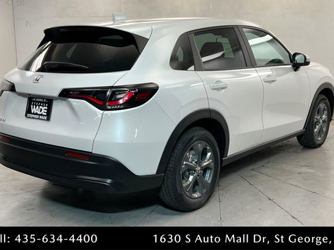 New 2026 Honda HR-V LX image 5