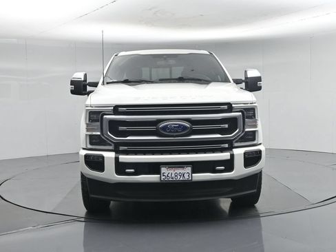 Used 2022 Ford F250 Platinum w/ FX4 Off-Road Package AWD/4WD image 27