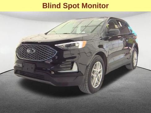 Used 2023 Ford Edge SEL image 4