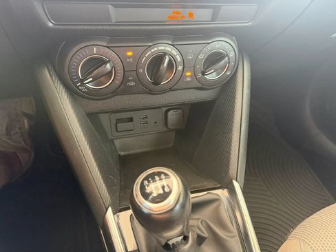 Used 2019 Toyota Yaris LE FWD image 15
