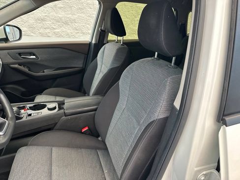 Used 2023 Nissan Rogue SV AWD/4WD image 11