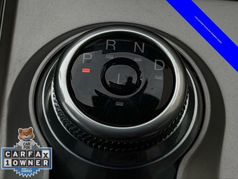 Used 2022 Ford Explorer XLT w/ Equipment Group 202A image 19