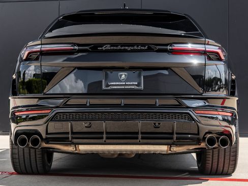 Used 2024 Lamborghini Urus S AWD/4WD image 7