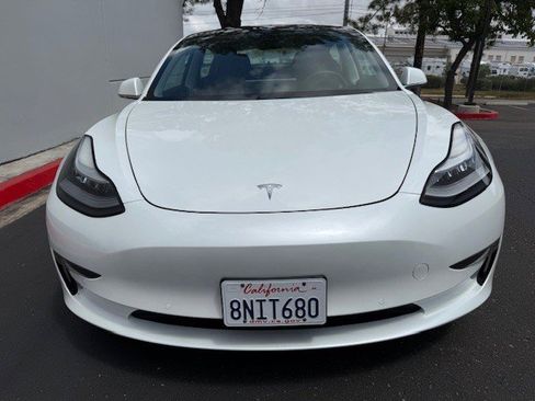 Used 2020 Tesla Model 3 Long Range AWD/4WD image 4