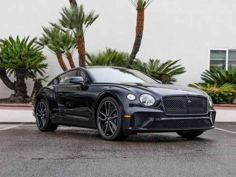 Used 2024 Bentley Continental GT image 31
