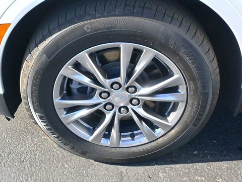 Used 2023 Cadillac XT5 Premium Luxury image 35