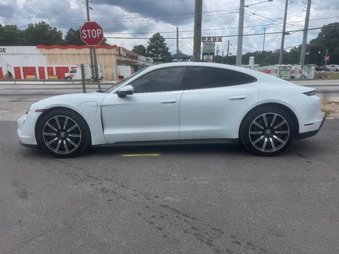 Used 2021 Porsche Taycan RWD image 3