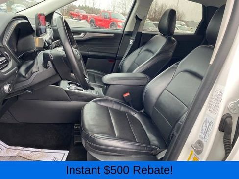Used 2022 Ford Escape Titanium image 16