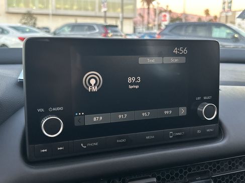 Certified 2024 Honda HR-V LX image 12