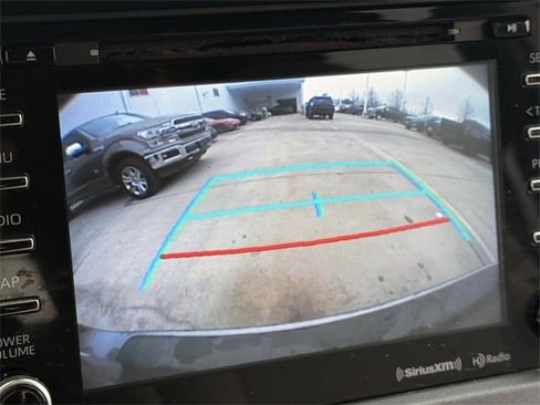 Used 2019 Toyota Sienna LE image 16