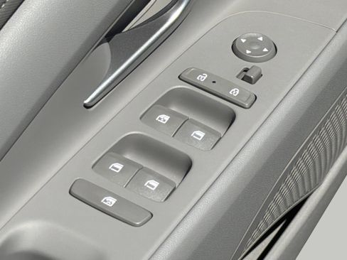 New 2026 Hyundai Elantra SEL Sport FWD image 16