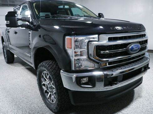 Used 2022 Ford F250 Lariat w/ Lariat Value Package AWD/4WD image 5