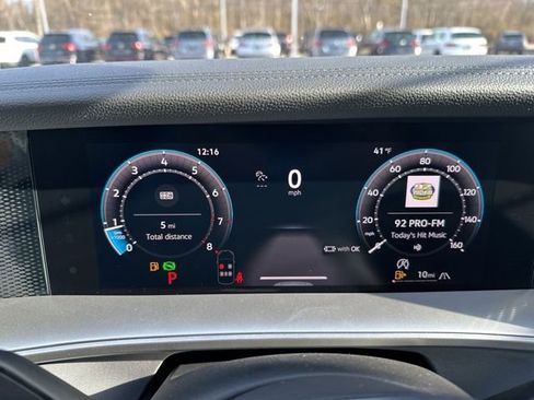 New 2026 Volkswagen Tiguan SE AWD/4WD image 16