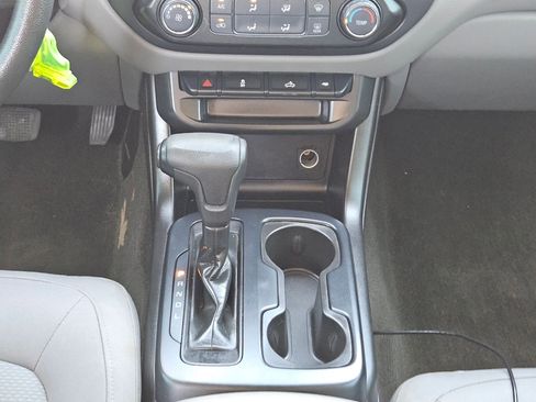 Used 2017 GMC Canyon 2WD Crew Cab w/ Convenience Package image 14