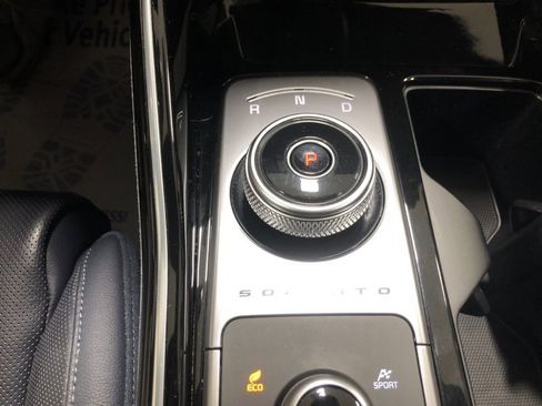 Used 2023 Kia Sorento SX Prestige image 34
