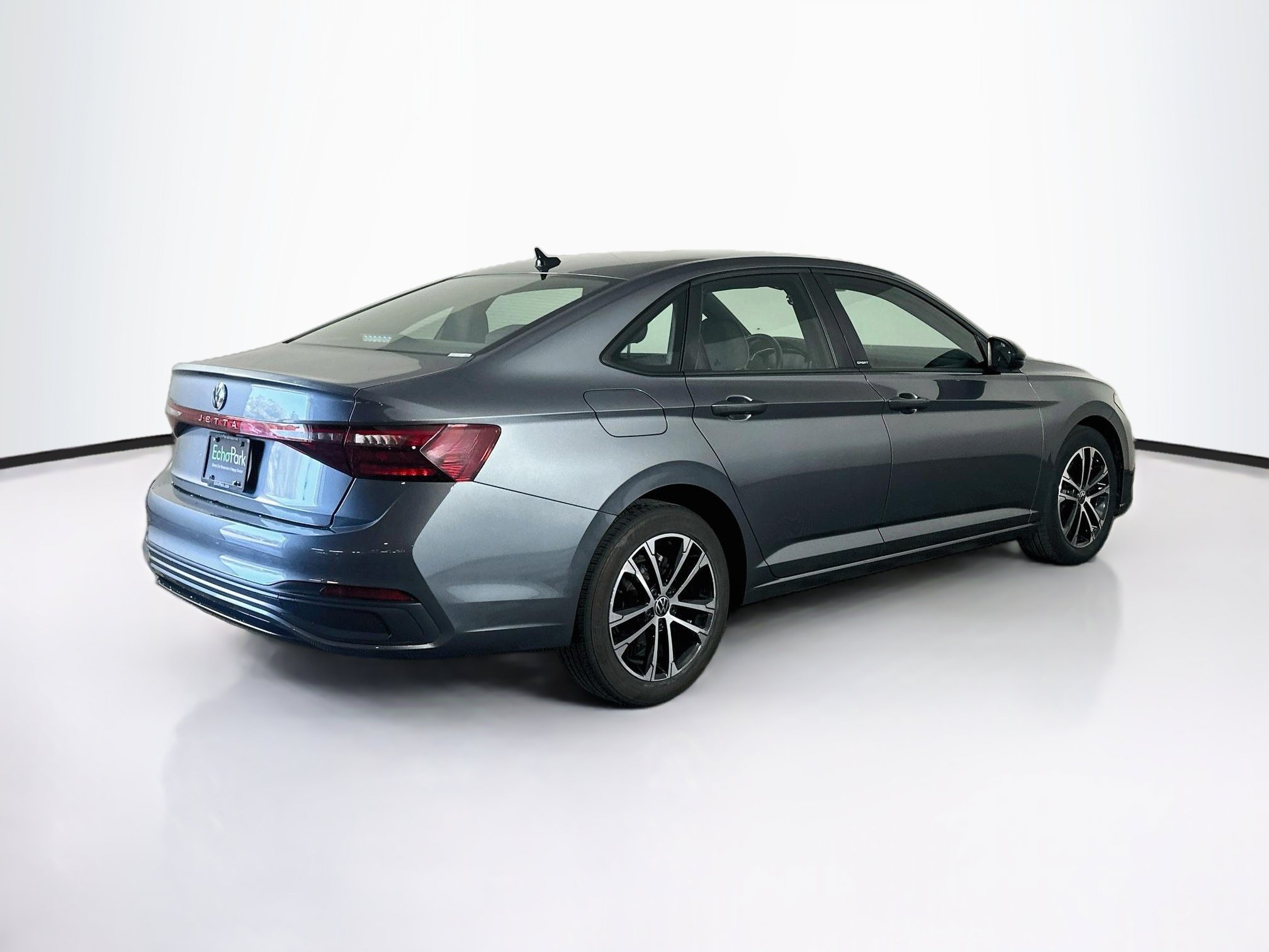 Used 2025 Volkswagen Jetta Sport FWD image 9
