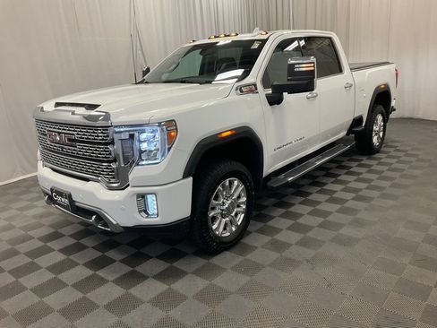 Used 2022 GMC Sierra 3500 Denali AWD/4WD image 10