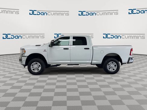 Used 2024 RAM 3500 Tradesman w/ Chrome Appearance Group AWD/4WD image 5