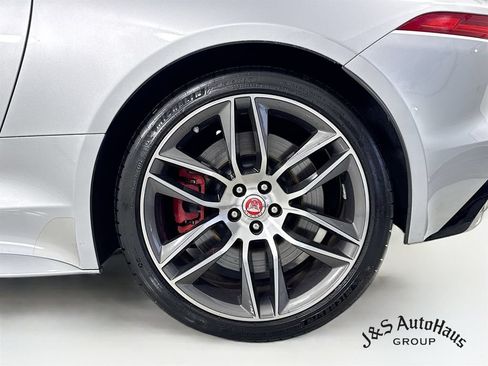 Used 2016 Jaguar F-TYPE R AWD/4WD image 41
