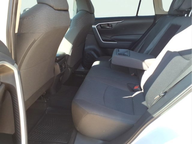 Used 2024 Toyota RAV4 LE AWD/4WD image 20