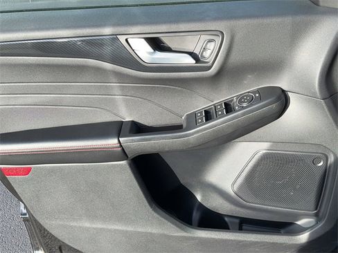 Used 2025 Ford Escape ST-Line Select image 12