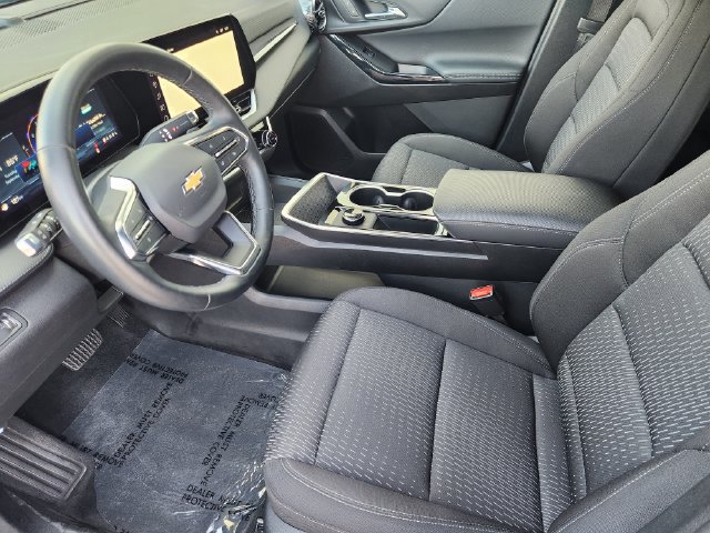 Used 2026 Chevrolet Equinox LT FWD image 4