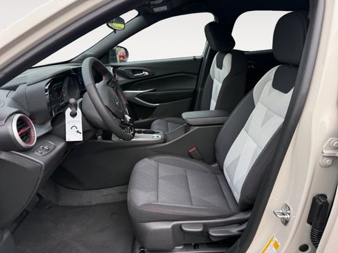 New 2026 Chevrolet Trax RS w/ Driver Confidence Package FWD image 10