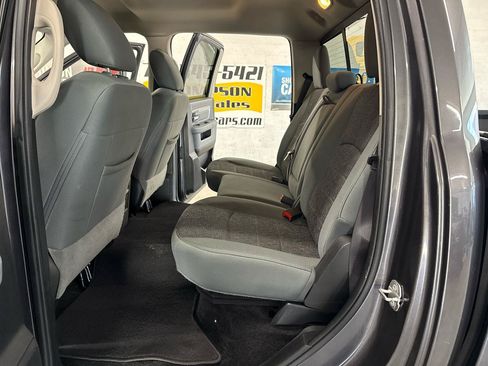 Used 2017 RAM 1500 Big Horn AWD/4WD image 31