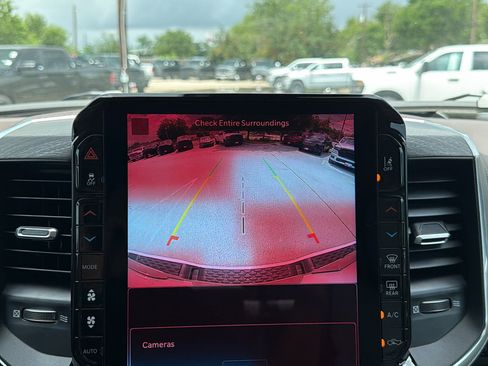 New 2026 RAM 1500 Laramie AWD/4WD image 18