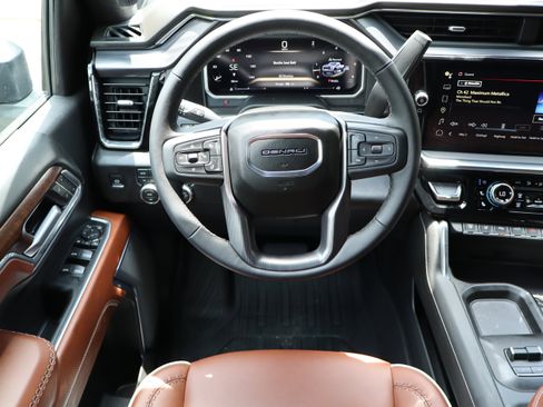 New 2026 GMC Sierra 3500 Denali Ultimate AWD/4WD image 35