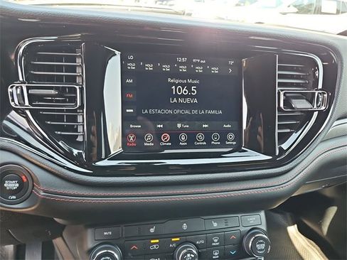 Used 2024 Dodge Durango GT image 11