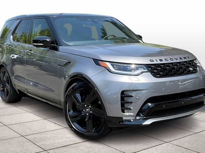 New 2025 Land Rover Discovery Dynamic SE