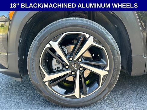 Used 2021 Chevrolet TrailBlazer RS w/ Sun and Liftgate Package FWD image 6
