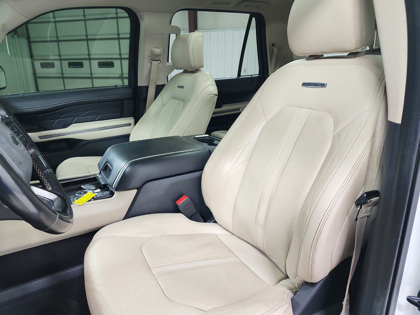 Used 2022 Ford Expedition Max Platinum AWD/4WD image 10