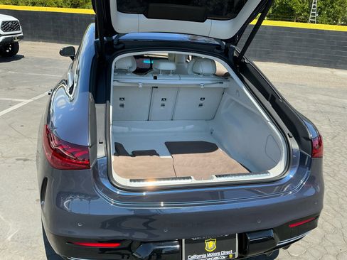 Used 2023 Mercedes-Benz EQS 580 4MATIC Sedan w/ Exclusive Trim Package image 22