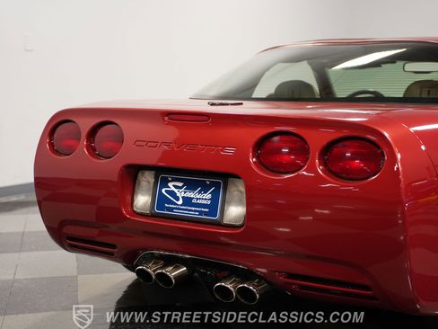 Used 1998 Chevrolet Corvette Coupe image 26