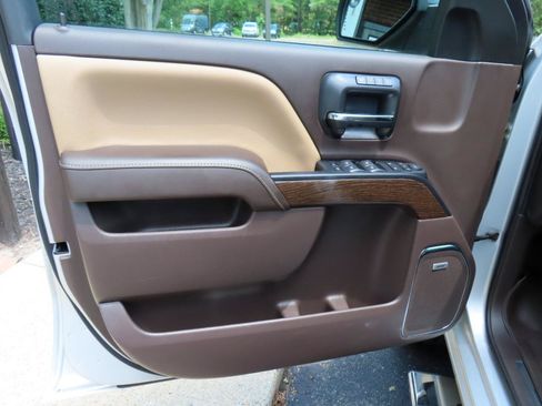 Used 2018 GMC Sierra 1500 Denali AWD/4WD image 18
