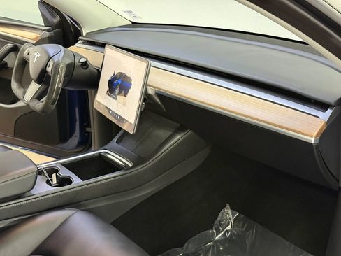 Used 2023 Tesla Model Y Long Range image 19