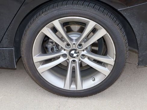 Used 2017 BMW 330i Sedan w/ Premium Package RWD image 25