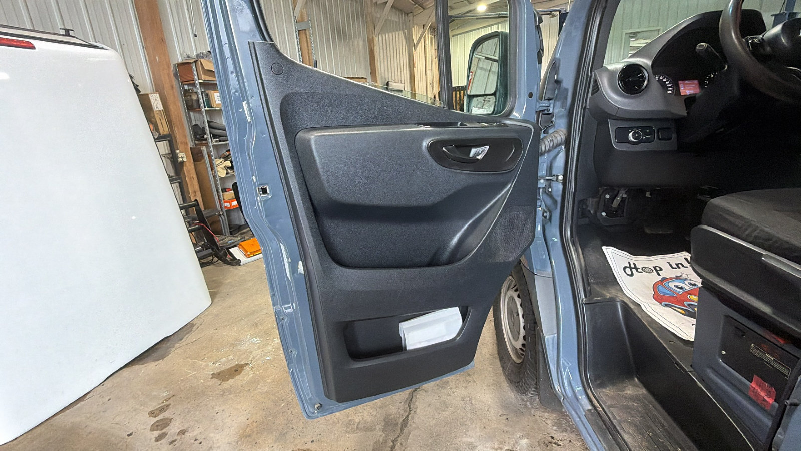 Used 2019 Mercedes-Benz Sprinter 170 image 10