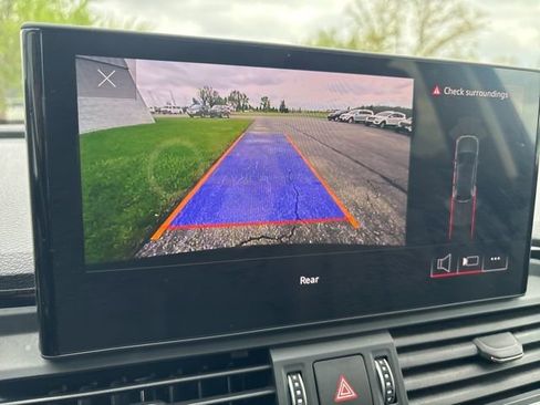 Used 2023 Audi Q5 2.0T Premium w/ Convenience Package AWD/4WD image 26