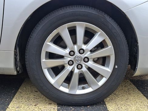 Used 2010 Toyota Corolla LE FWD image 8